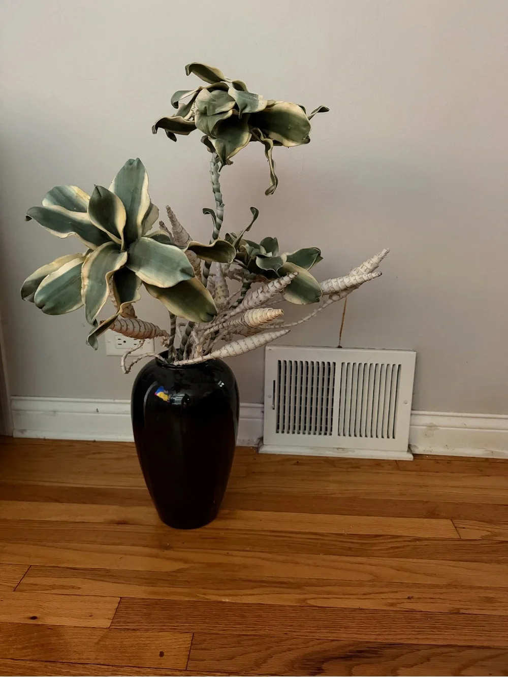 Decorative Black Ceramic Vase textured Foliage Arrangement naturally artificial